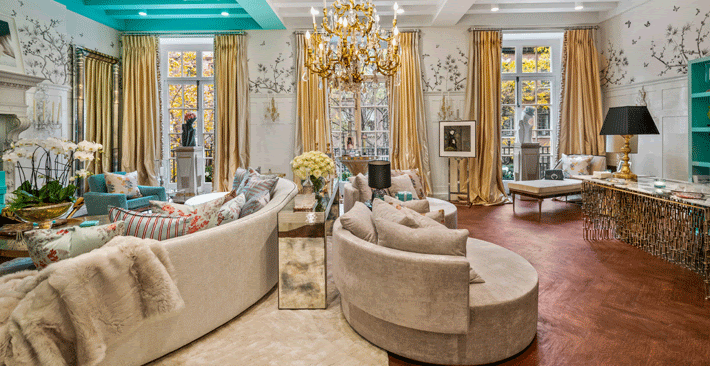 Перебор всех идей для украшения большой гостиной может сбить вас с толку. Вы не знаете, сколько мебели добавить, как и где расположить разные предметы или как связать гостиную, обеденную зону и кухню открытой планировки. Или вы не знаете, как расположить предметы мебели в небольшой гостинной, в которую все они должны вмещаться. Так быть не должно. Прочтите 5 идей, которые помогут вам создать гостиную своей мечты: