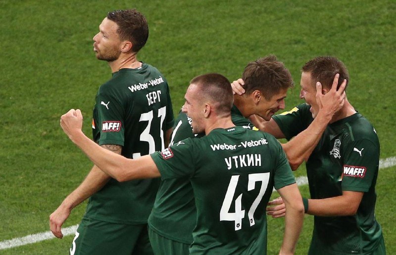 Забивали, в этот вечер, почти все. Кроме Вандерсона.