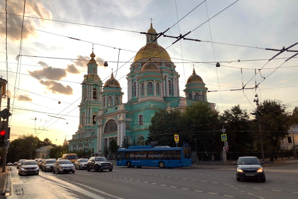 "Музейный" троллейбус Т | Романтика окраин | Дзен