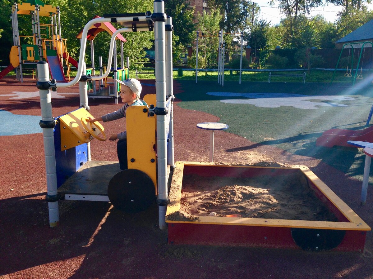 Детская площадка. Фото автора.