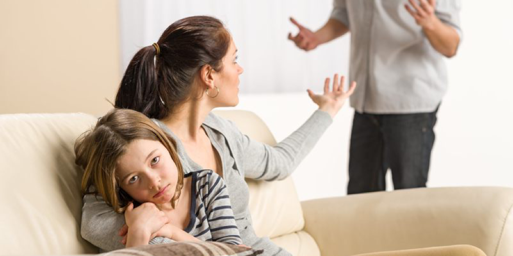 Я с мужем в разводе, что сказать дочери о нем