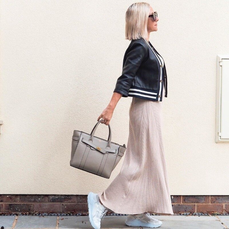 Источник фото https://www.instagram.com/p/CF-Kja8nsR6/