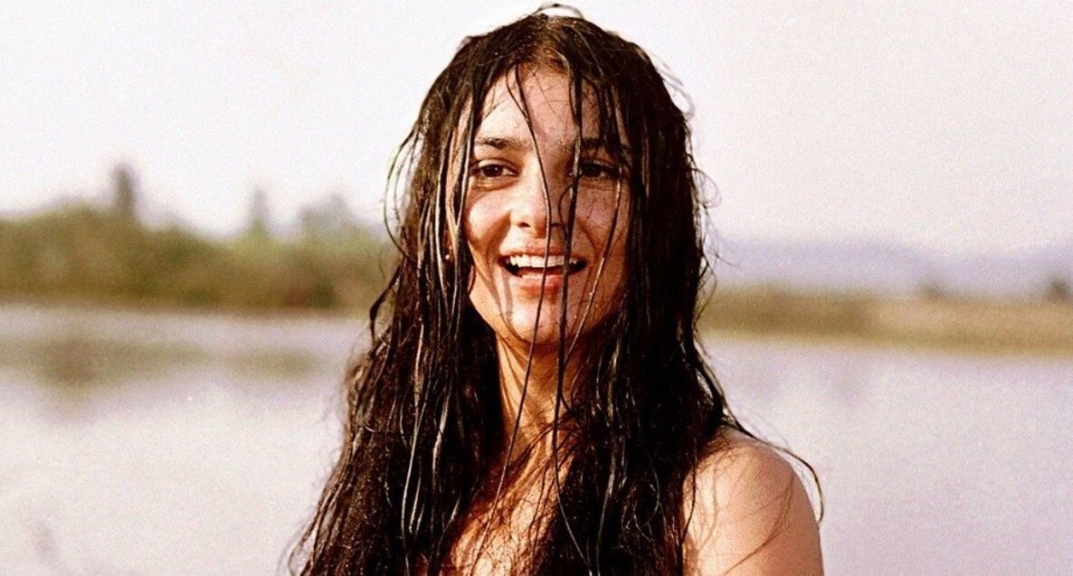 кадр из фильма "Табор уходит в небо" 