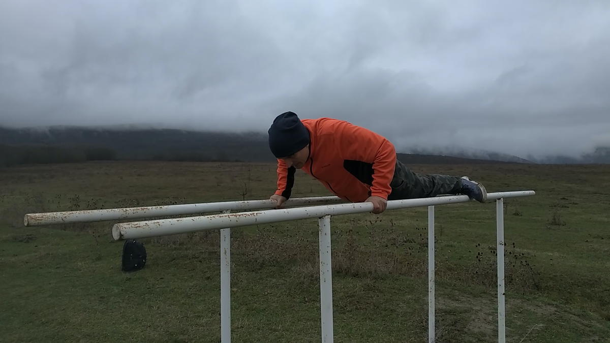 Обожаю Крым за то что 6 января можно тренироваться в одной кофте