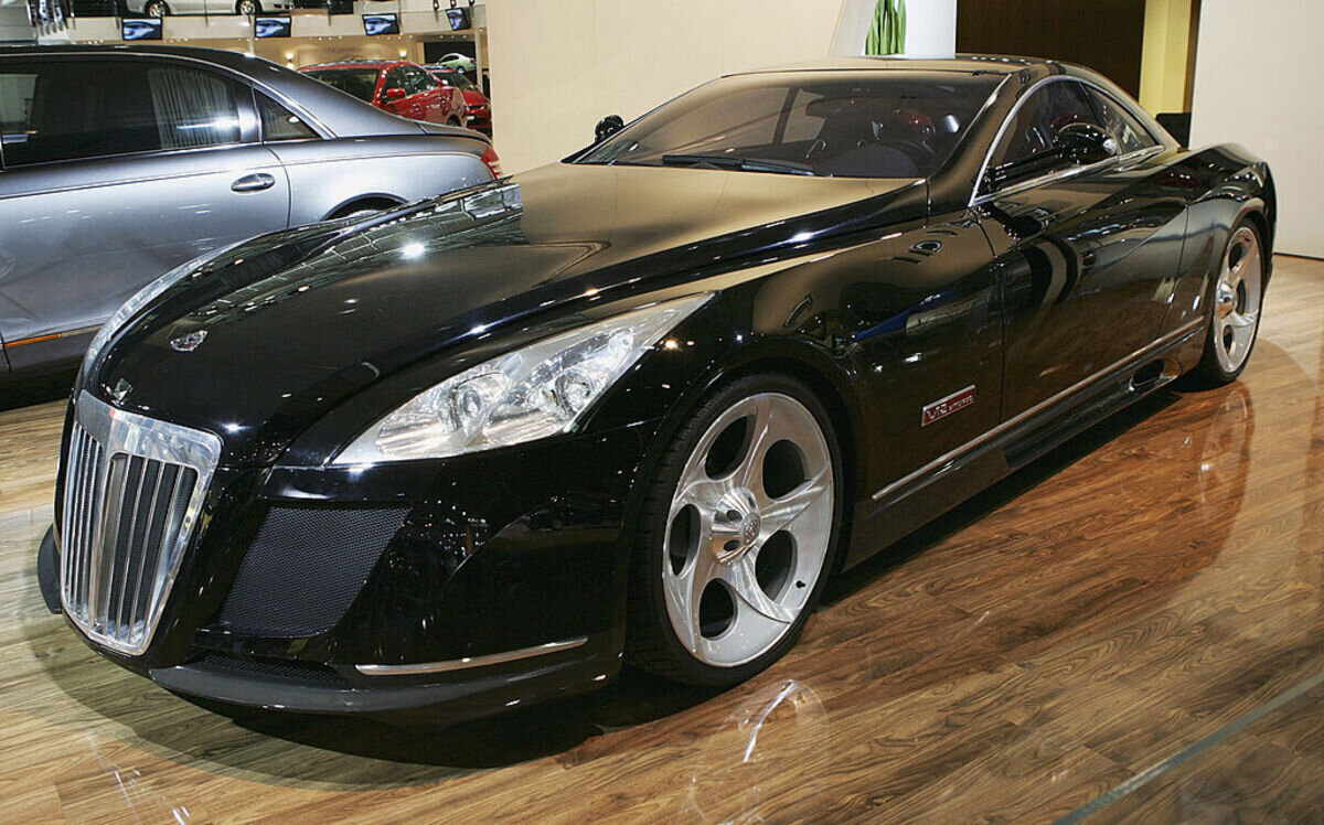 Машина Maybach Exelero