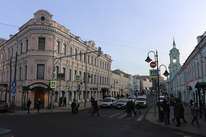 Источник: https://um.mos.ru/places/pyatnitskaya_ulitsa/