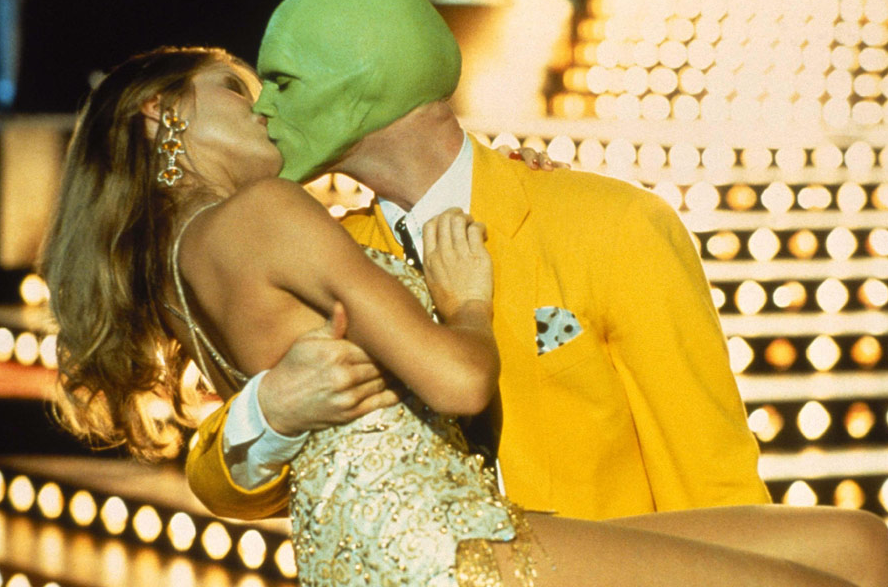 Кадр из фильма "Маска"