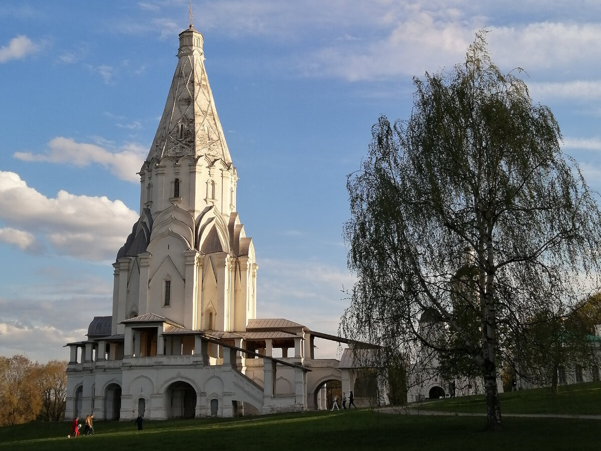 Храм Вознесения Господня в Коломенском (1529-1532). Фото автора (3 фото)