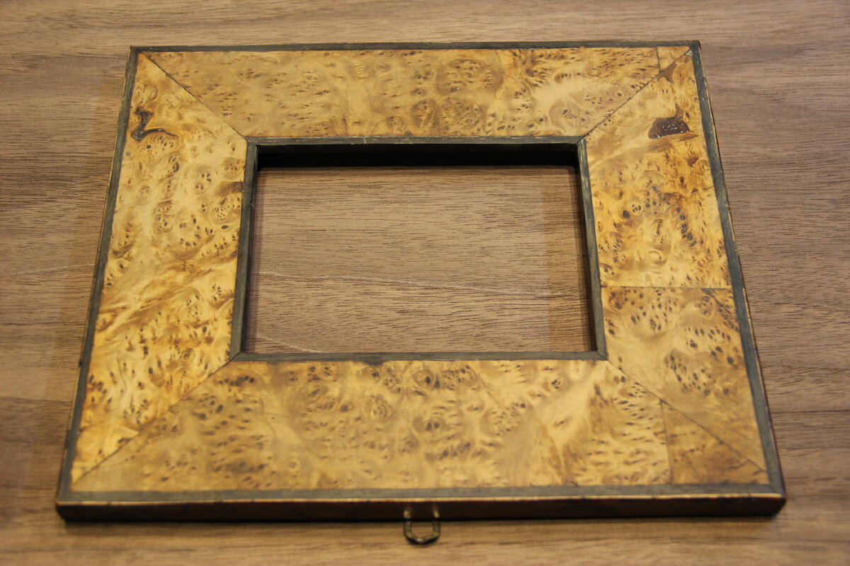 Рамка в процессе реставрации