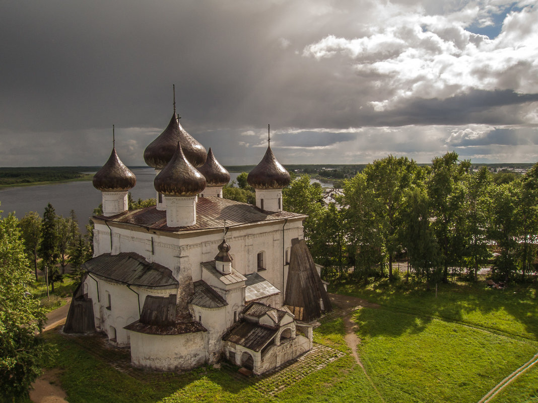 Церкви Каргополя Архангельской области