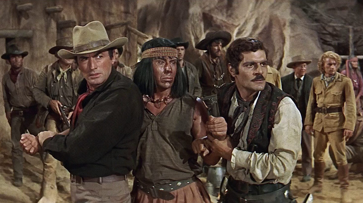 Кадр из фильма "Золото Маккены", 1968 г.