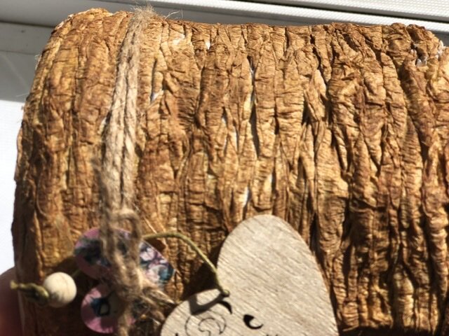 Здесь хорошо видно фактуру 