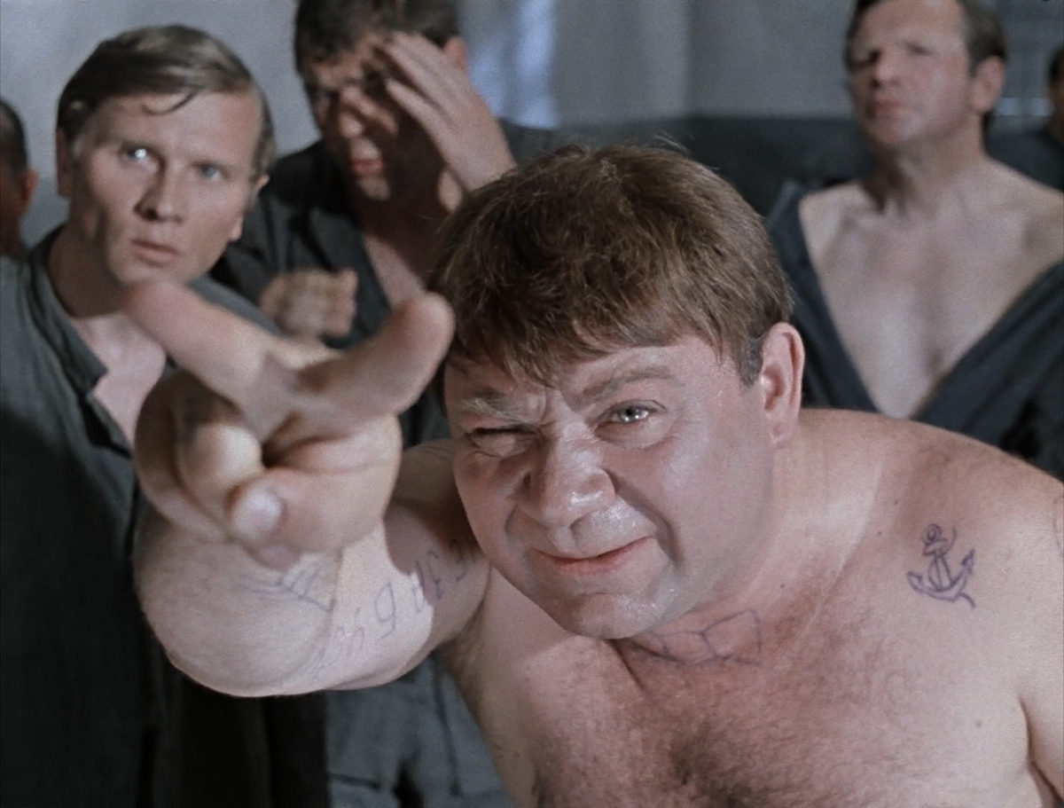 Кадр из фильма «Джентльмены удачи» (1971). Источник - https://www.culture.ru/events/1293373/dzhentlmeny-udachi