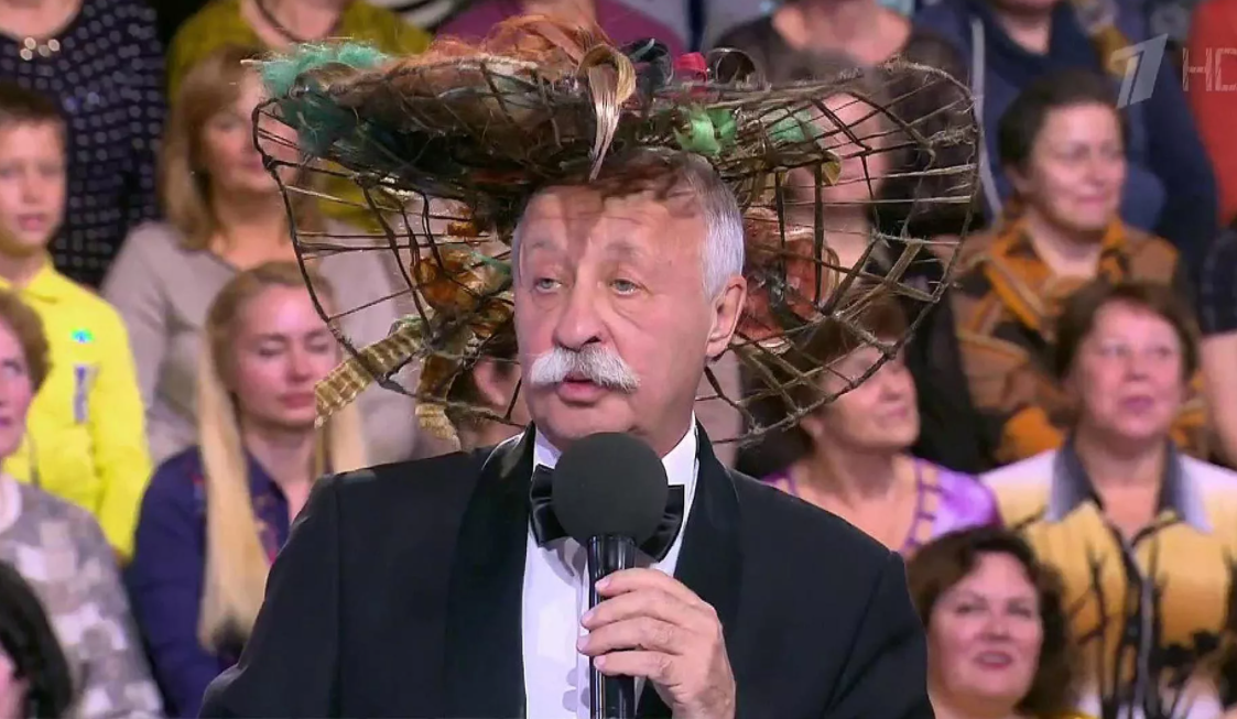 Якубович – ведущий "Поля Чудес" (источник кадра: Первый канал)