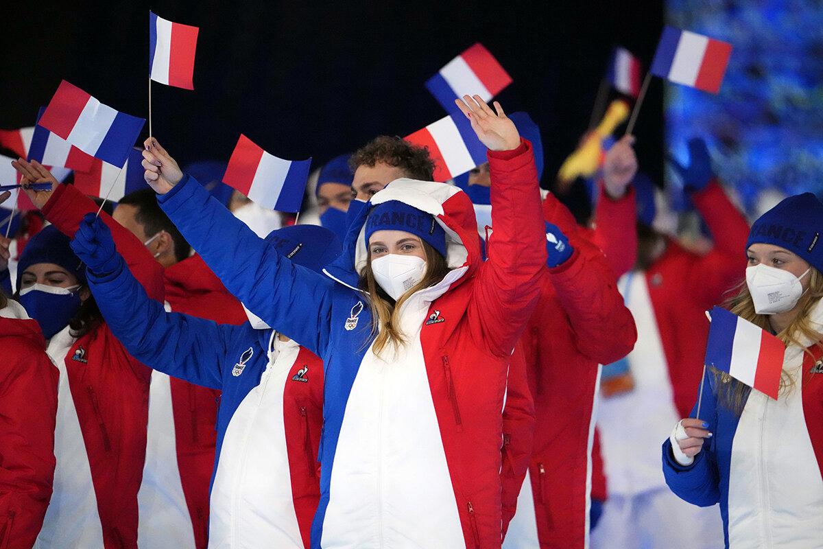 Француз открыто. Олимпийская форма сборной Франции 2022.