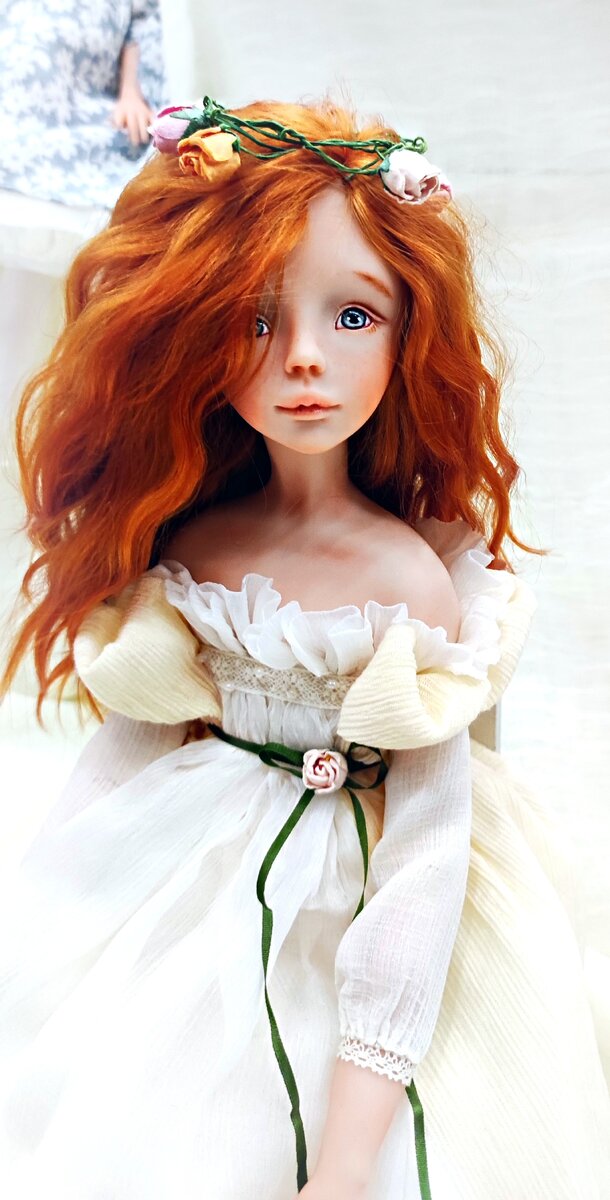 Это куколка просто покорила меня с первого, да и с последующих взглядов😍