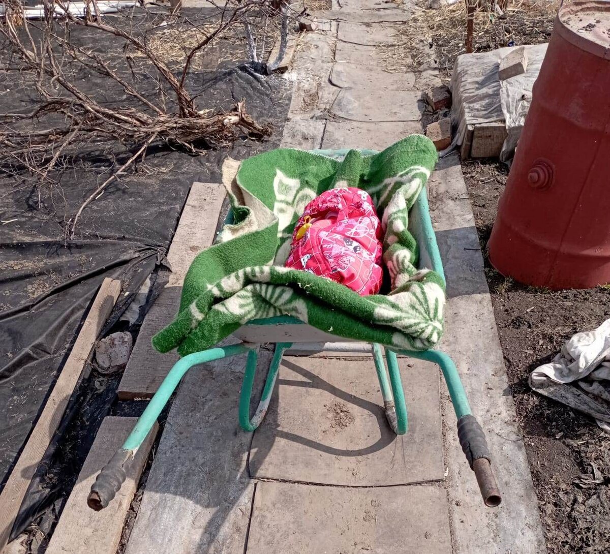 наша супер-коляска :))