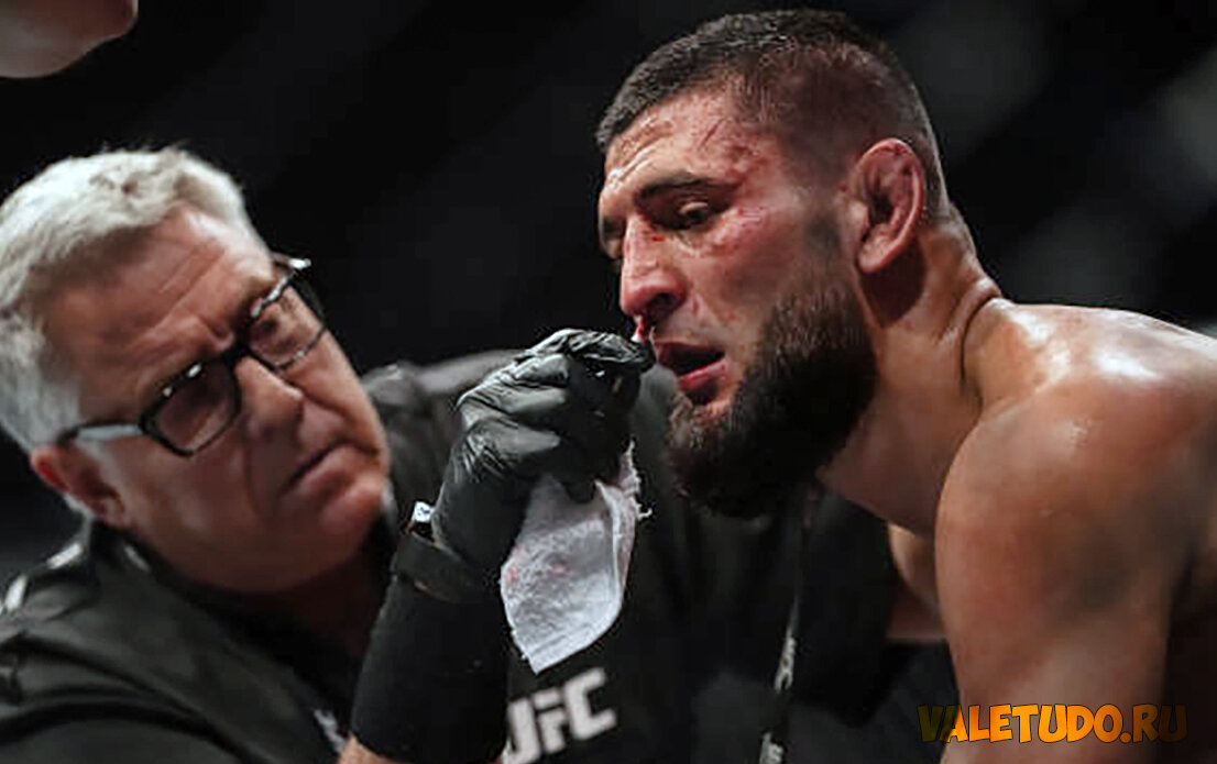 В углу у Хамзата после 2 раунда не все спокойно | valetudo.ru