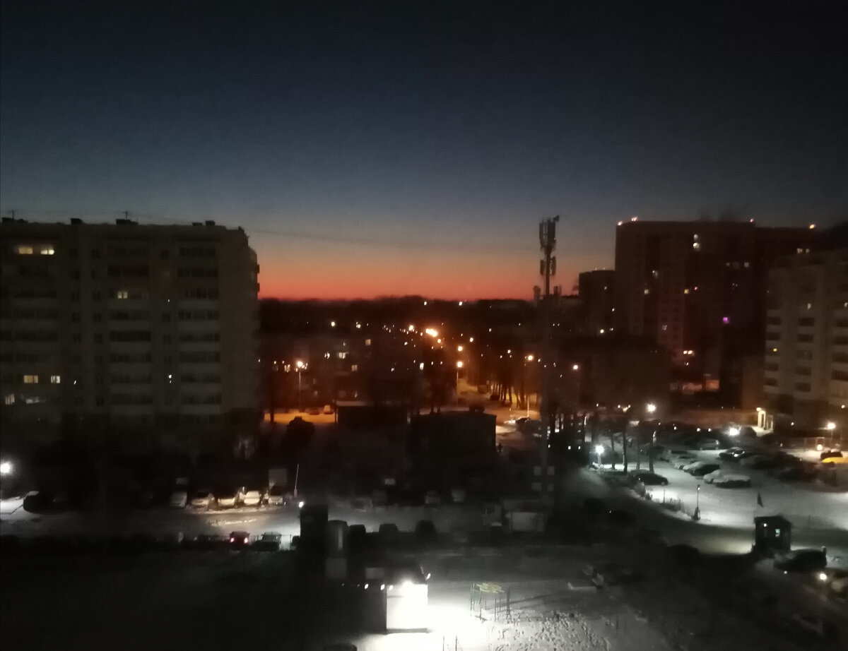 Рассвет над Екатеринбургом.