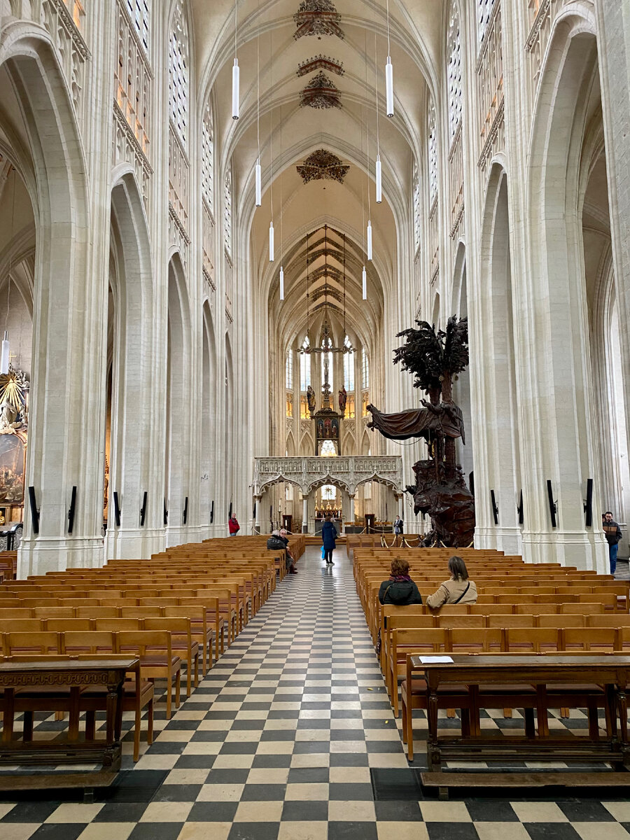 Храм построен в XV веке 