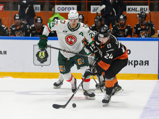    Хабаровский «Амур» в упорной борьбе снова уступил «Ак Барсу». Фото: ХК «Амур»