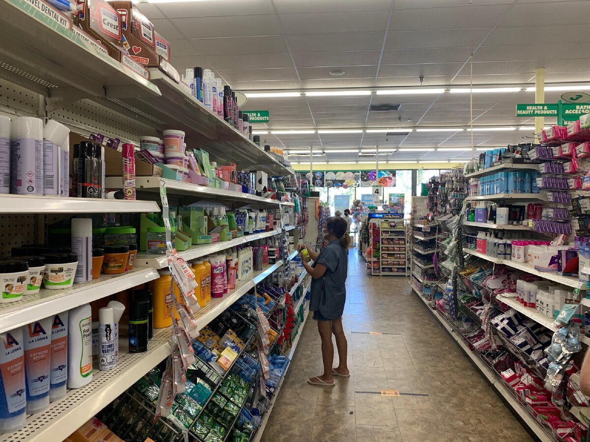 В местных сетях всё по доллару можно купить почти всё! 