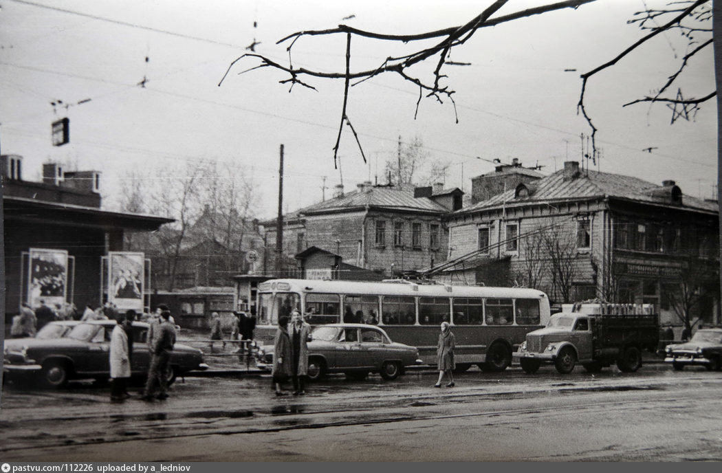 Краснопрудная улица, 1961 г. Источник: личная коллекция.