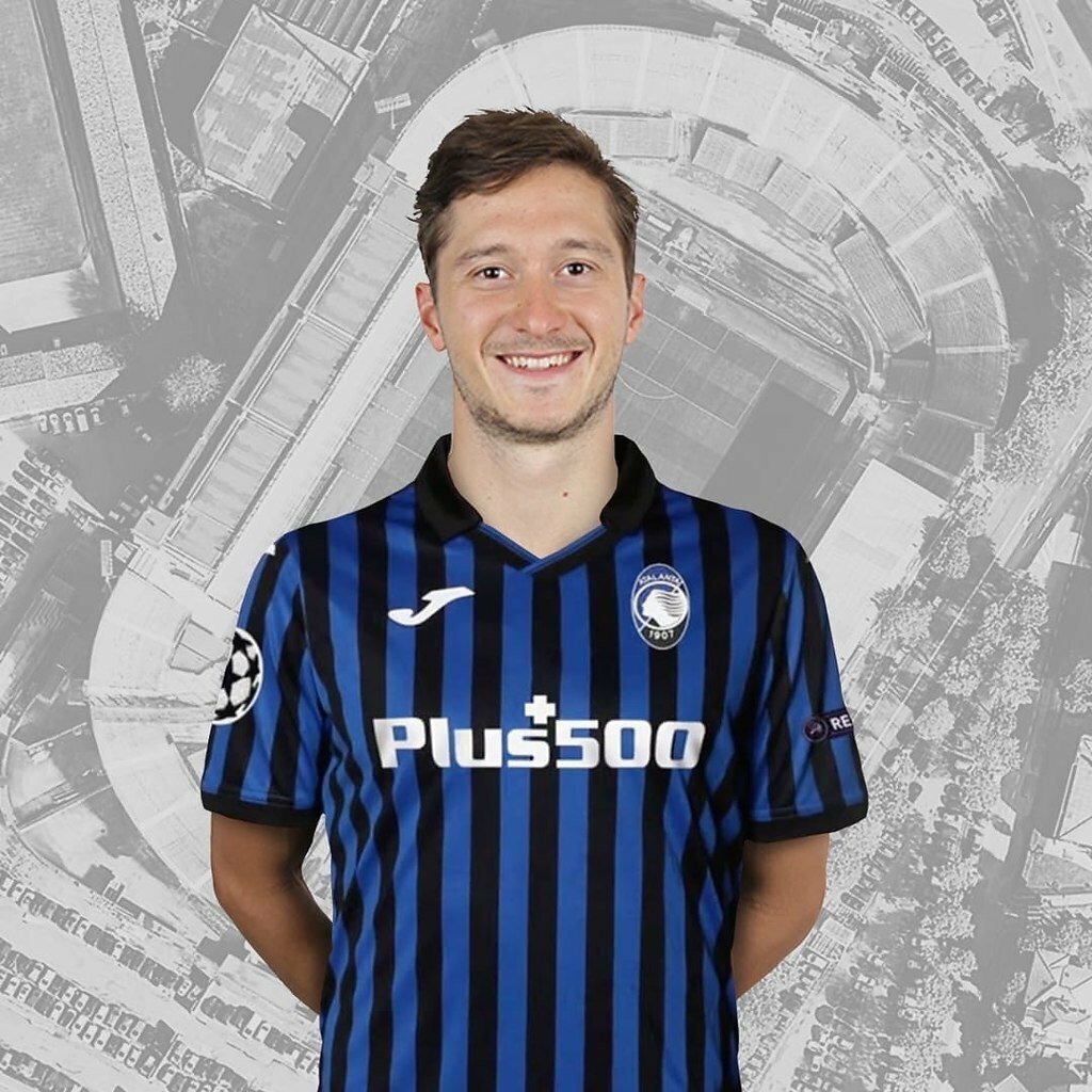 Алексей миранчук подписал контракт с одним из самых переспективных клубов мира,сумма 15 миллионов евро,ну что удачи ему!