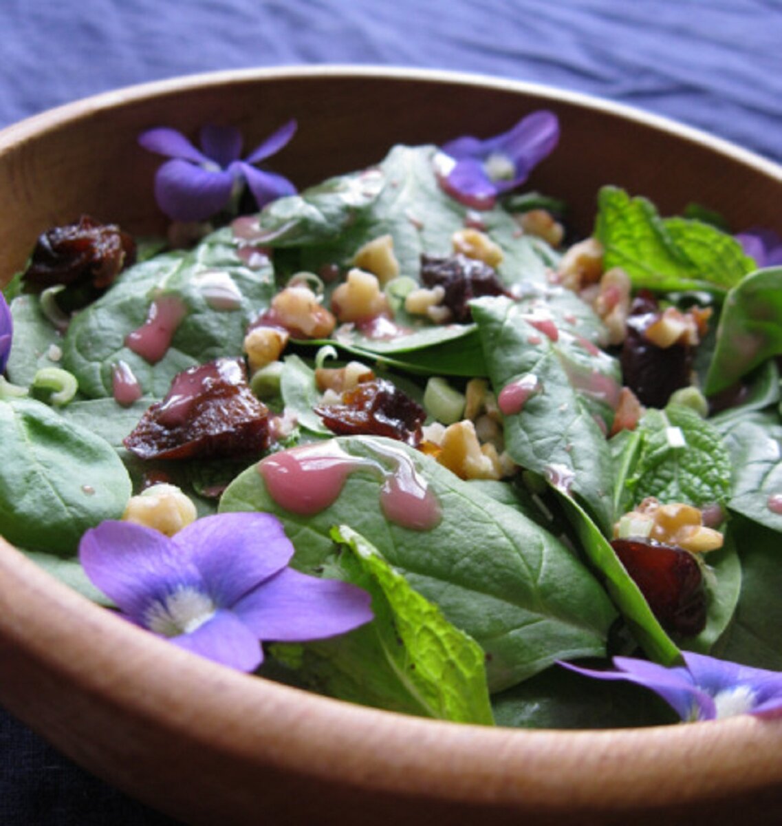 Salad Sansa (кадр из сериала "игра престолов"). 