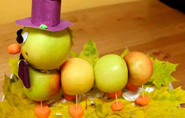 В Нижнесерогозском округе прошла выставка школьных поделок из овощей и фруктов