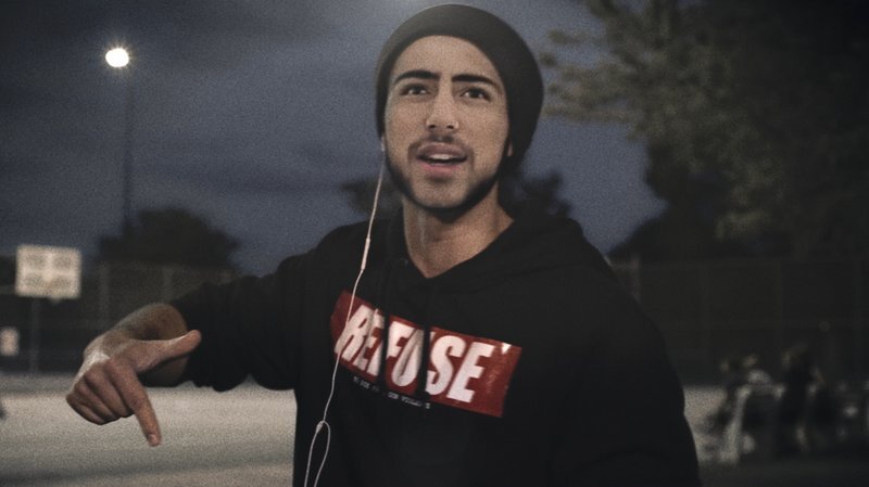 Хоакин Оливер, стоп-кадр видео