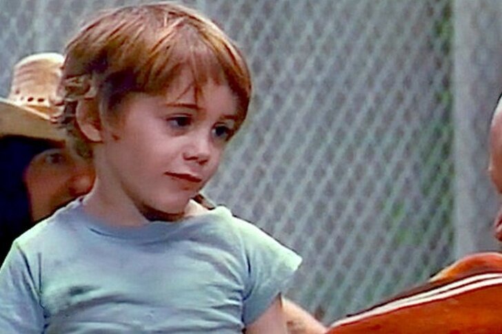 5-летний Роберт Дауни мл. В картине "Загон"