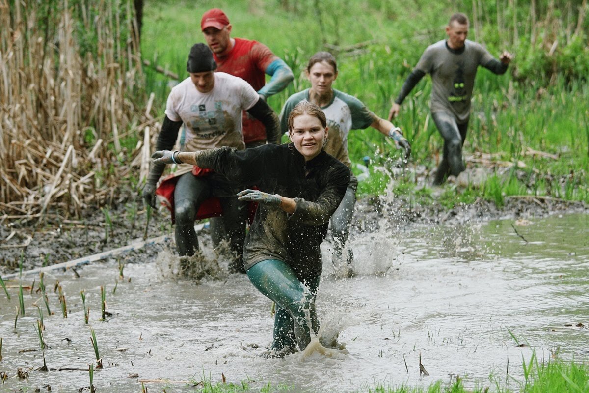 Вот такие канавы практически на всем протяжении трассы.