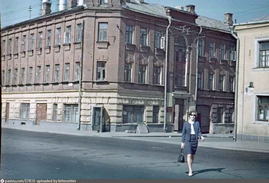 Большая Переяславская улица, 1968 г. Из личного архива kittensitter.