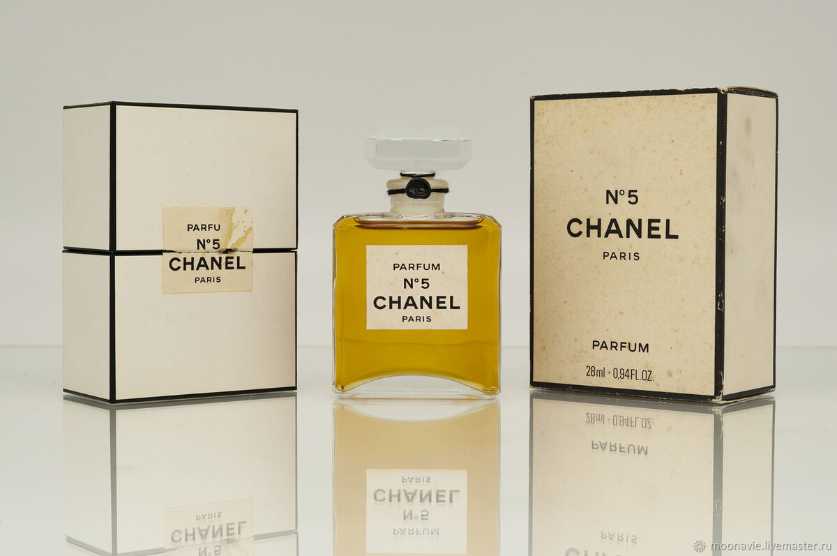 Chanel 5 духи 28 мл. Шанель номер 5 1921. Шанель номер 5. Coco Шанель 5.