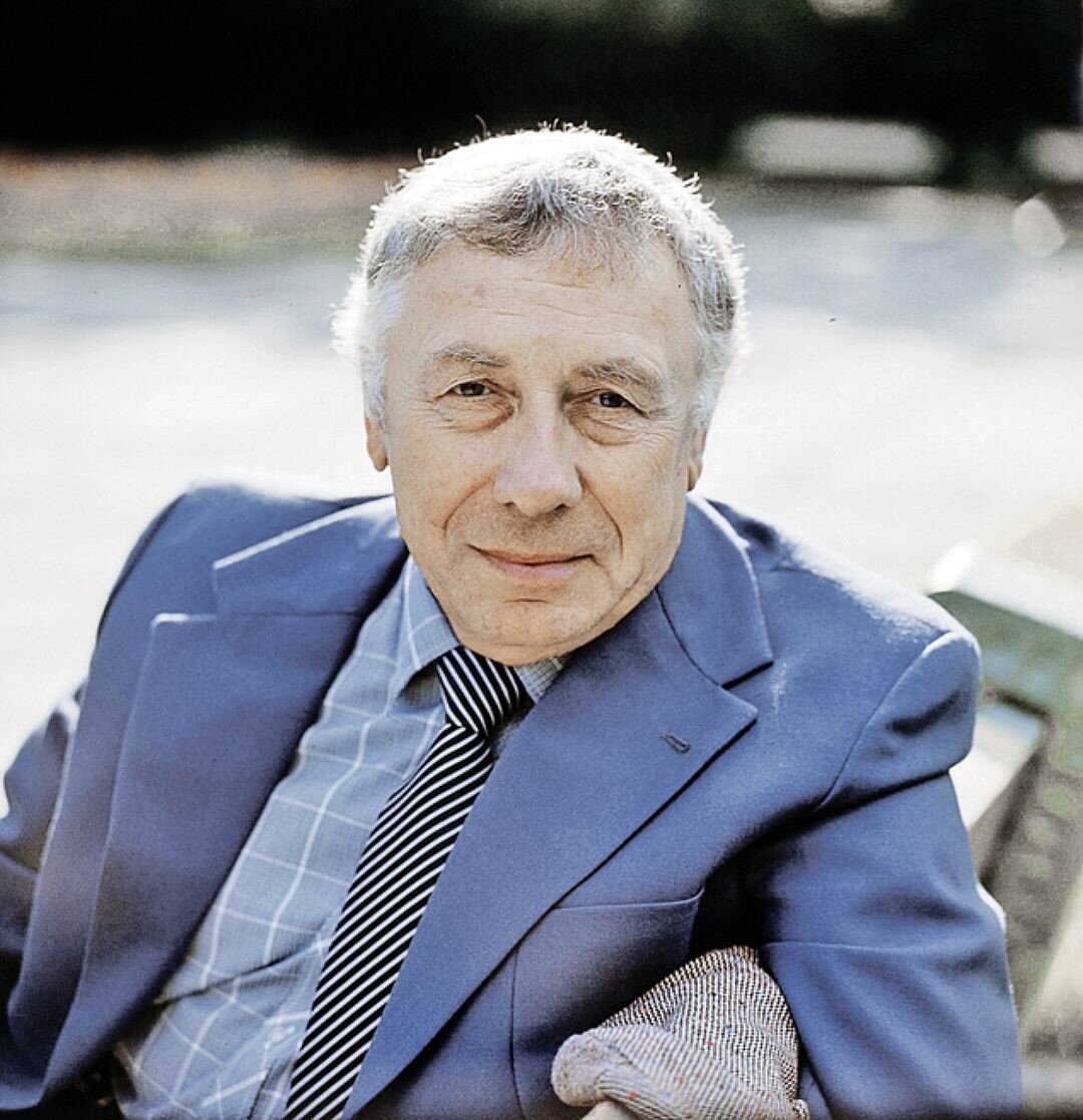 Актёр Анатолий Папанов. Фото из Интернет