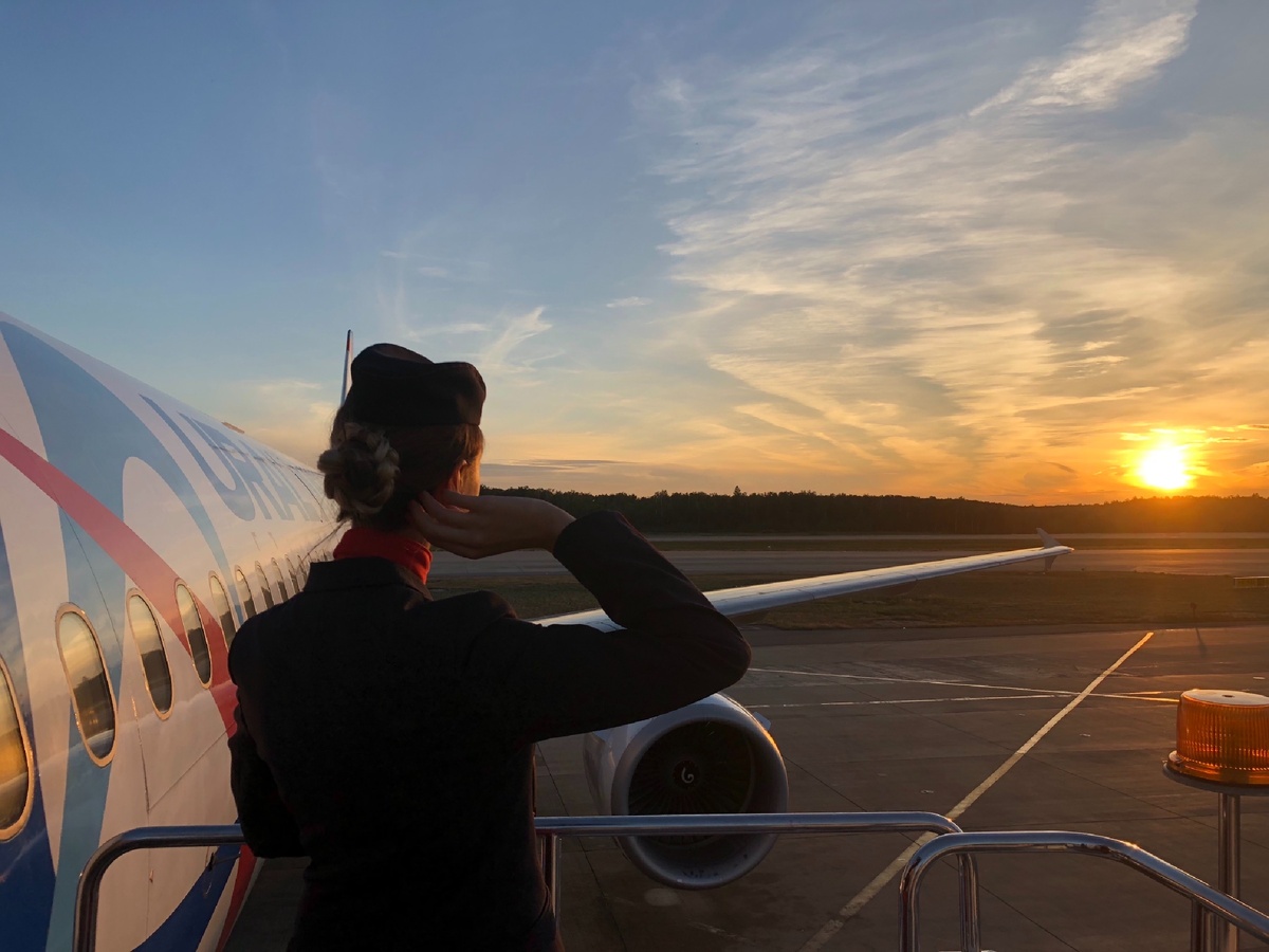 Закат в аэропорту Домодедово.