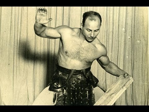 Превращал в параболы даже доски.