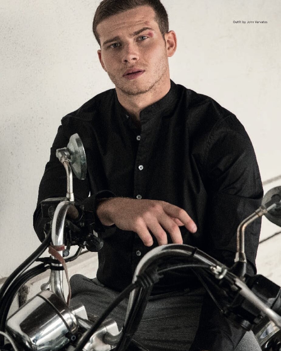 Оливер Старк (Oliver Stark)