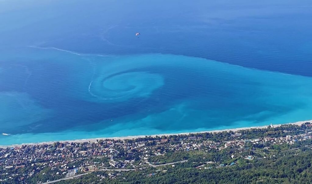 Таинственные спиральные формы в Черном море. Фото: ВКонтакте