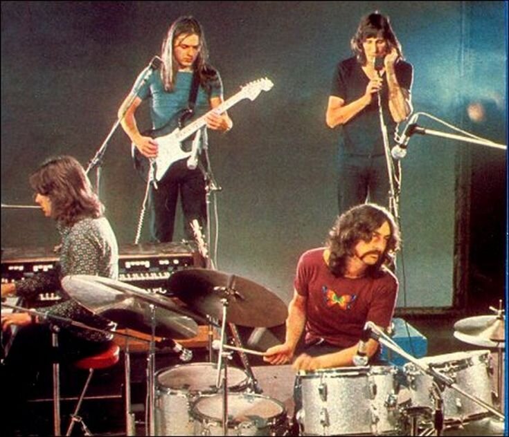 В студии во время работы над "Dark Side Of The Moon" (1973 год)