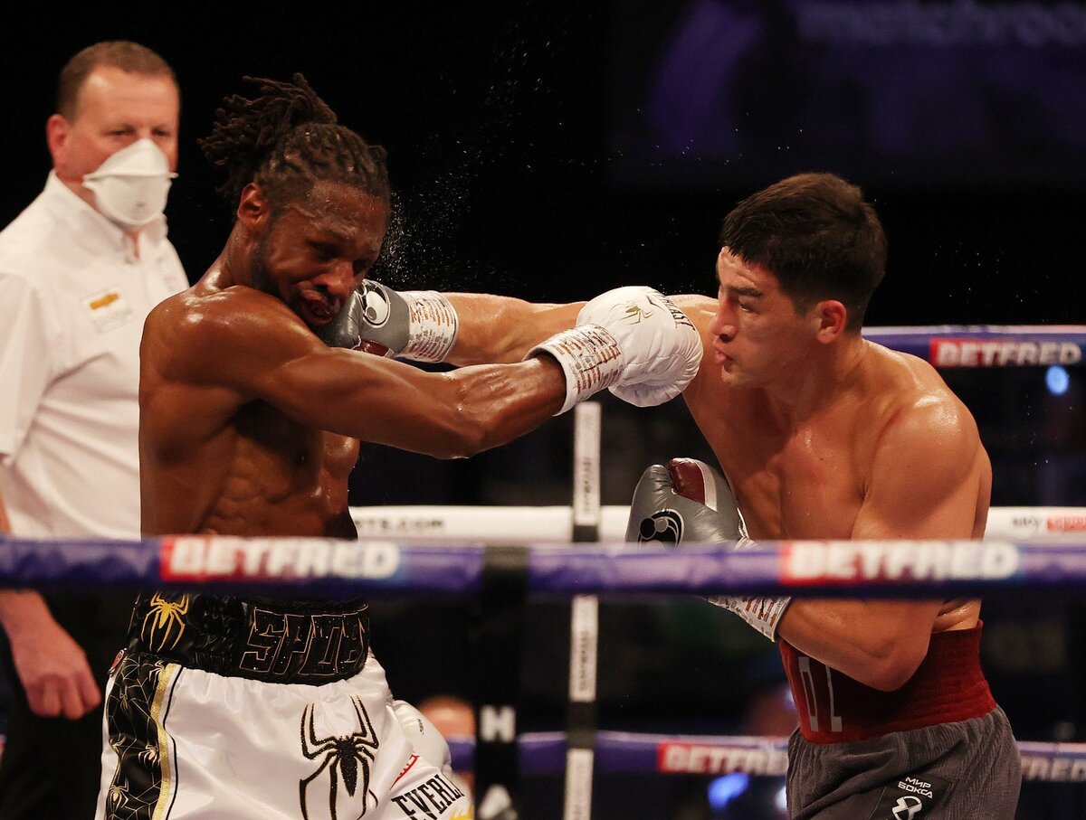  Дмитрий Бивол  Крейг Ричардс