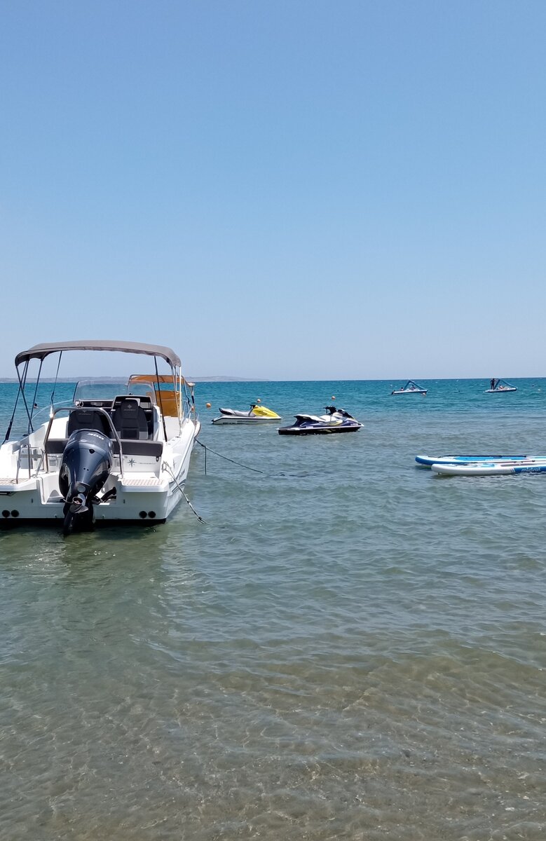 Яхт-клуб "Жемчужный"