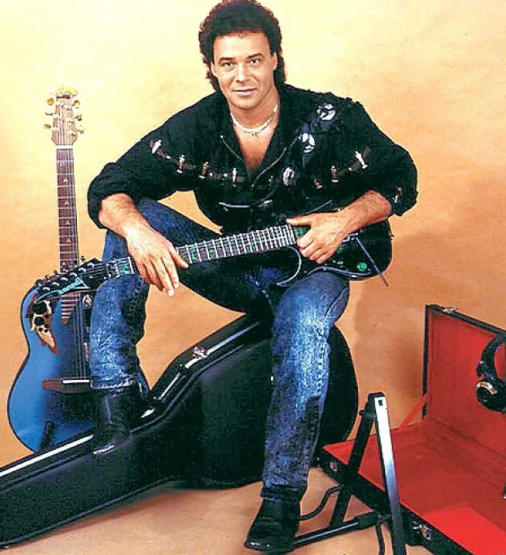 молодость прекрасна , Михаил Муромов (из яндекс картинок)