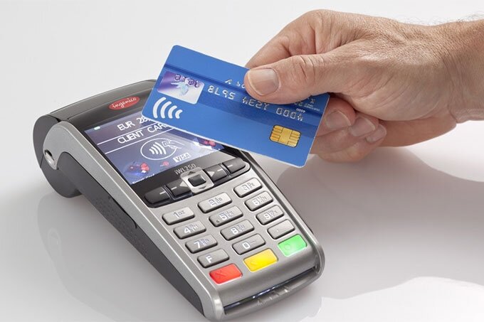 За покупки с карты родственника можно получить уголовный срок