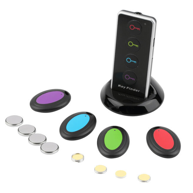 Устройство работает на расстоянии до 40м. В комплекте идут 4 брелка и пульт.