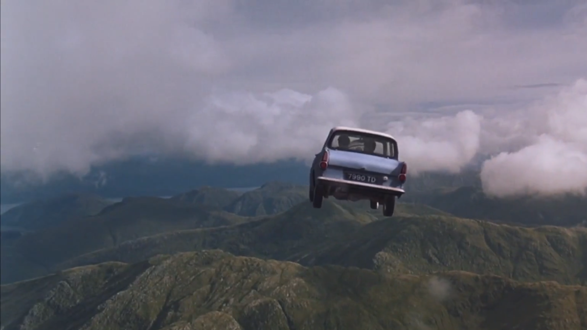 Кадр из фильма «Гарри Поттер и тайная комната»