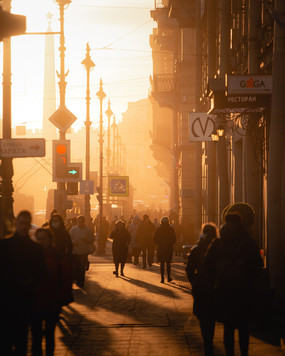 Рассвет и дымка на Невском проспекте