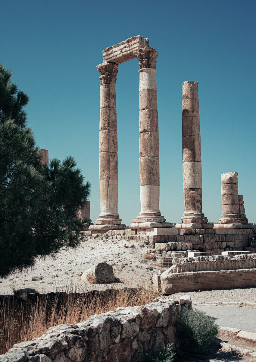 Мифы Древней Греции живы и в наше время