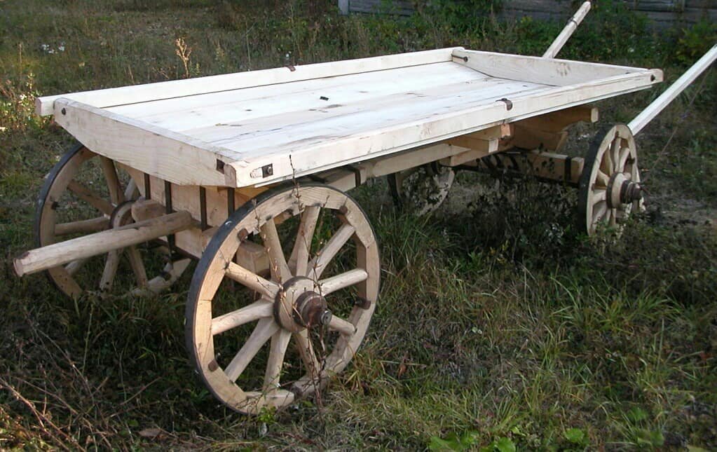 Купить деревянную телегу. Башсельхозтехника Конная телега. Телеги КВЗ 1435 мм. Телега тг 1 м. Деревянная телега для лошади.